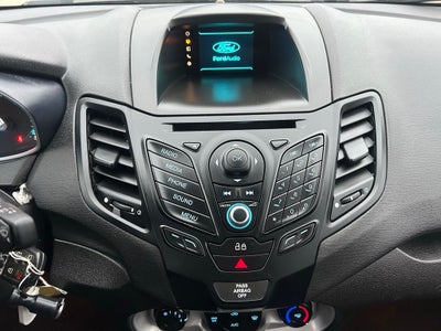 2015 Ford Fiesta SE